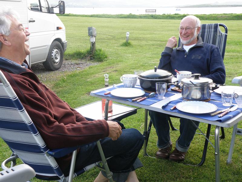 20100724j wachten op het diner.JPG